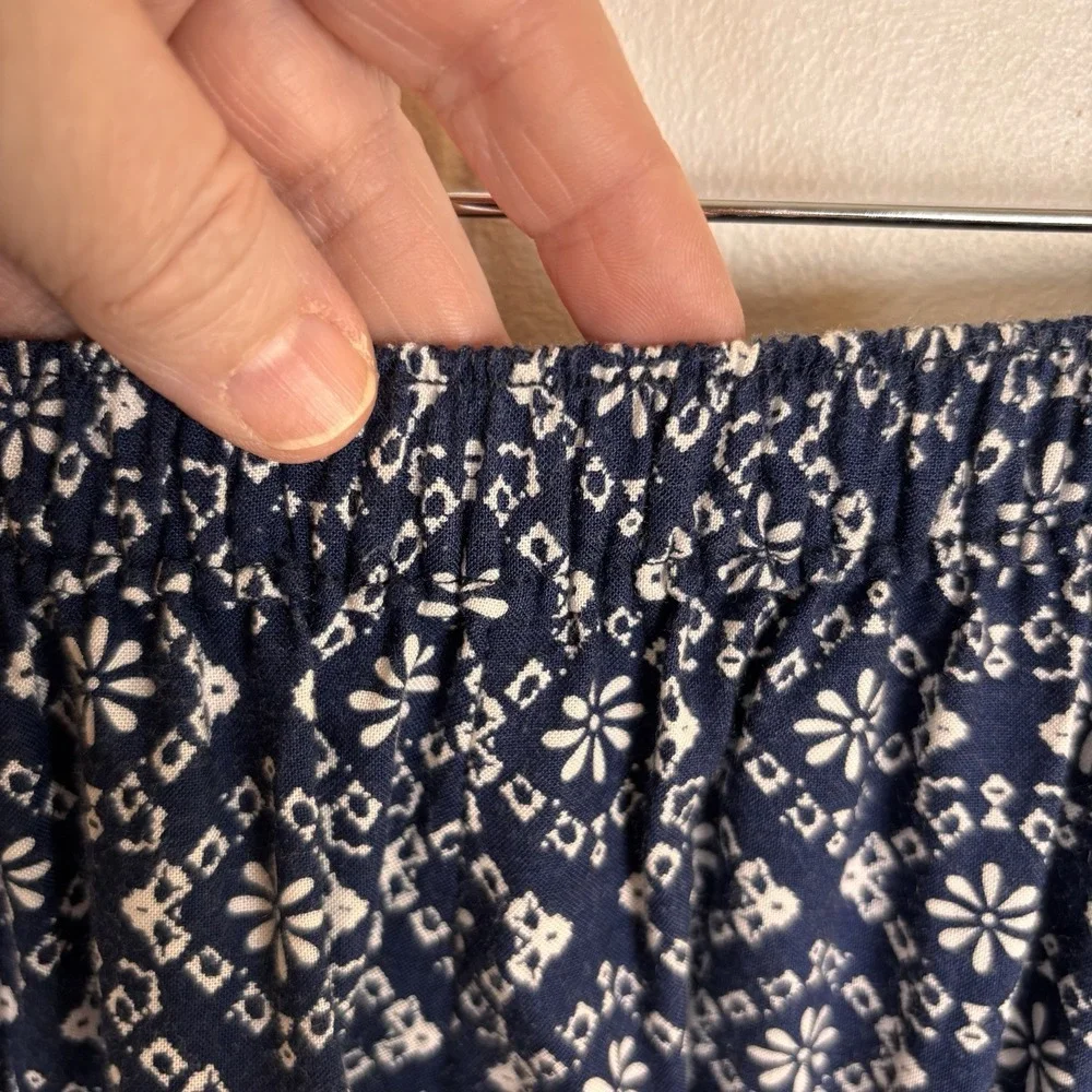 Abercrombie & Fitch Women's Medium Blue Boho Shorts‎ Flowy Rayon Pull On